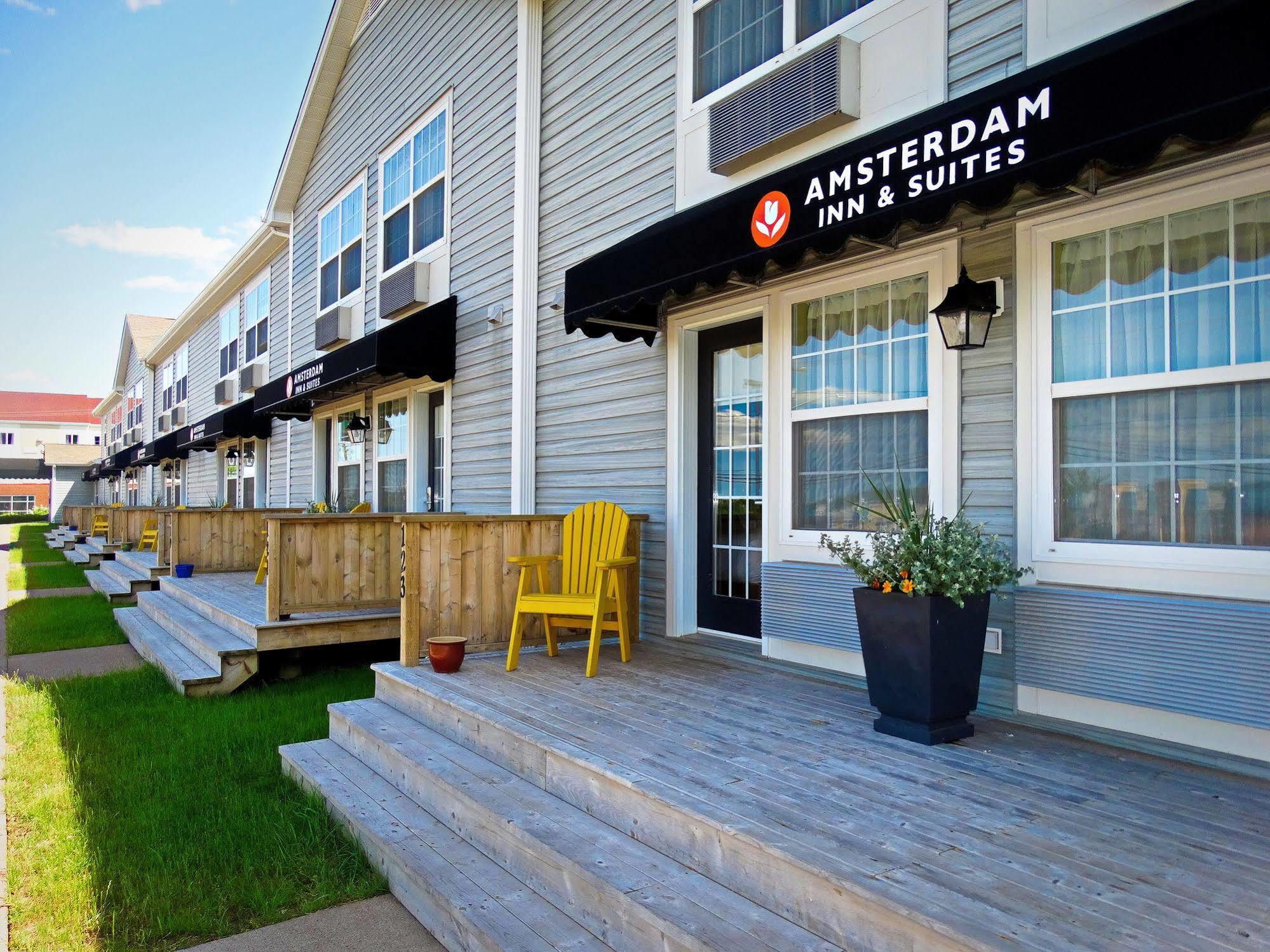 Amsterdam Inn&Suites Moncton Buitenkant foto